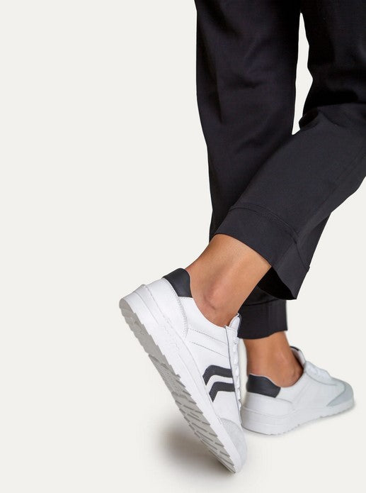 Ténis MUM Barefoot - Modelo Inês Bright