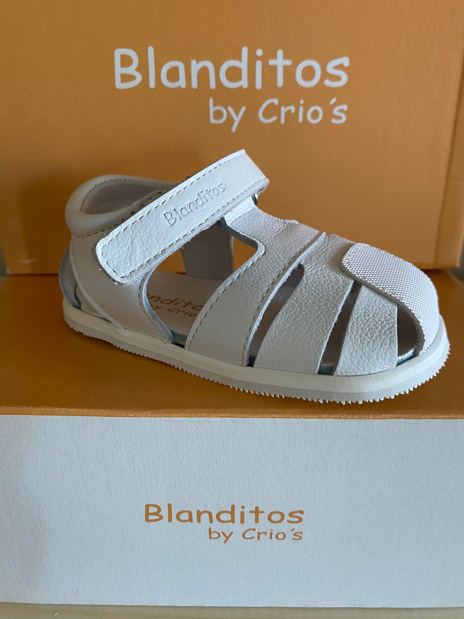 Sandálias Respeitadoras do pézinho da criança - Blanditos Isla Branco
