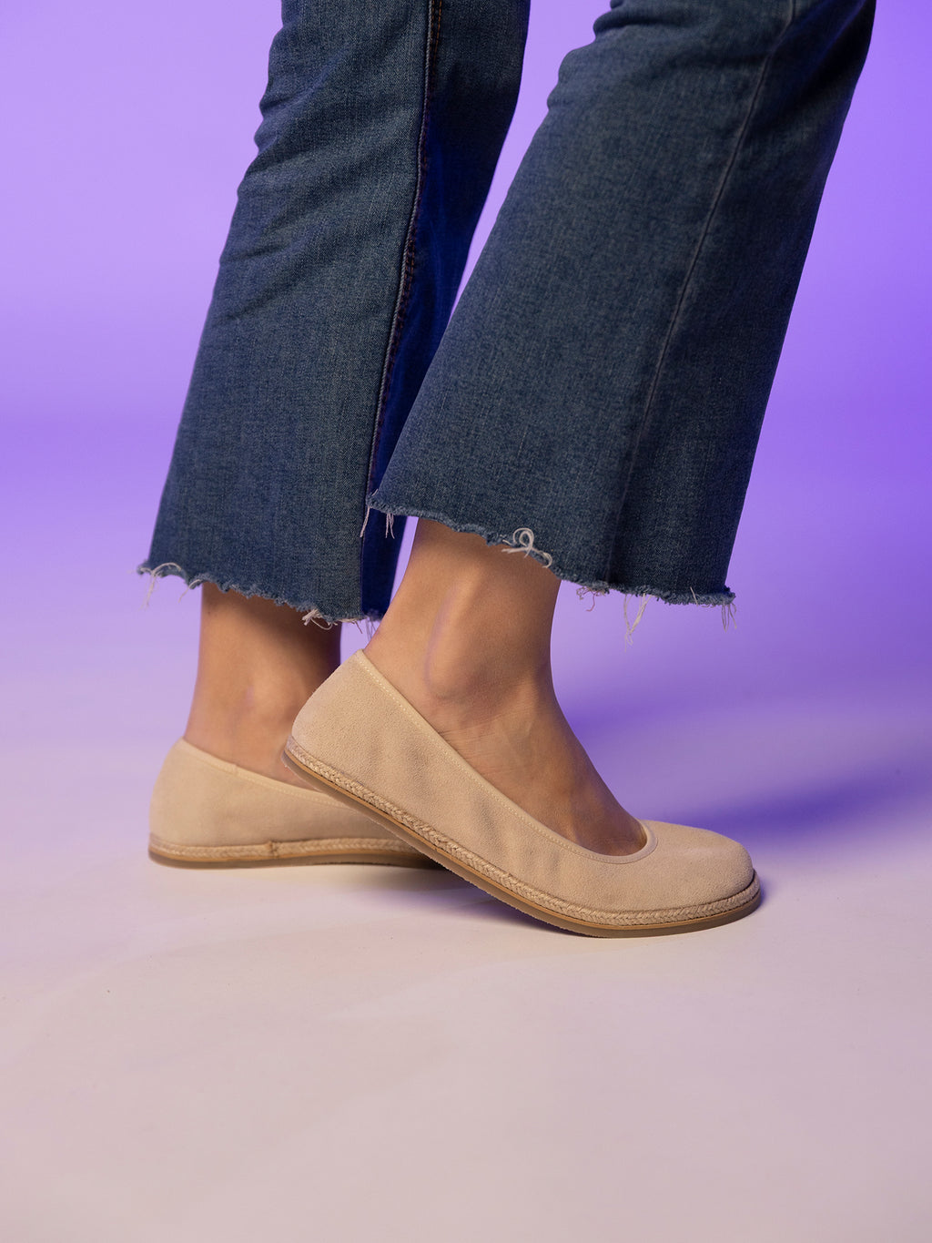 Sabrina Mum Barefoot - Lucía Sand