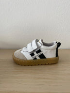 Blanditos by Crio's Ténis Desportivos Respeitadores do Pezinho da Criança - Blanditos Lisboa Branco Branco Tenis_desportivos_Blanditos_Lisboa_Branco_Madali_1_ad7e0df6-3964-4045-9a90-cbb8bd2e1495