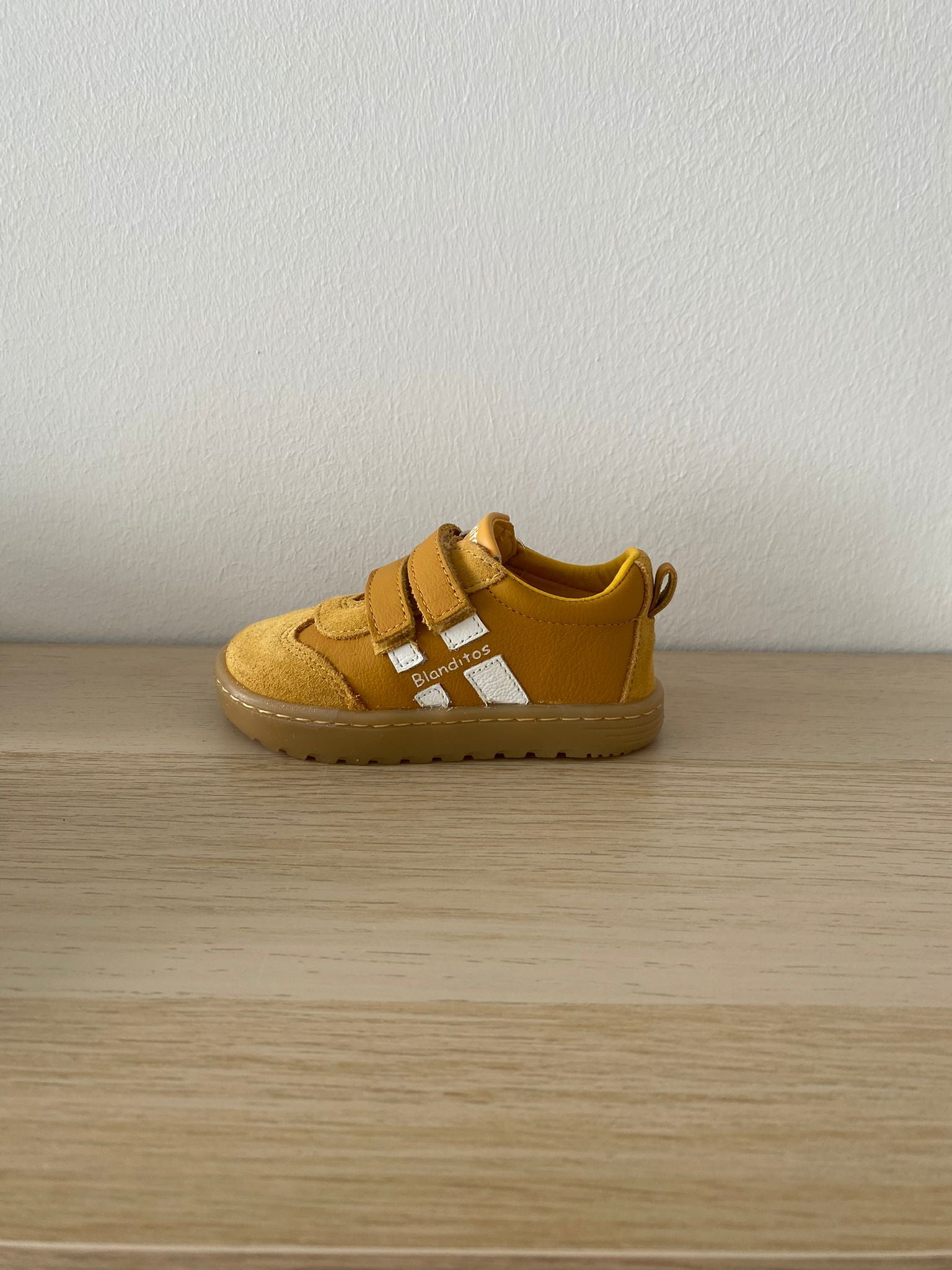 Ténis Desportivos Respeitadores do Pezinho da Criança - Blanditos Lisboa Ocre